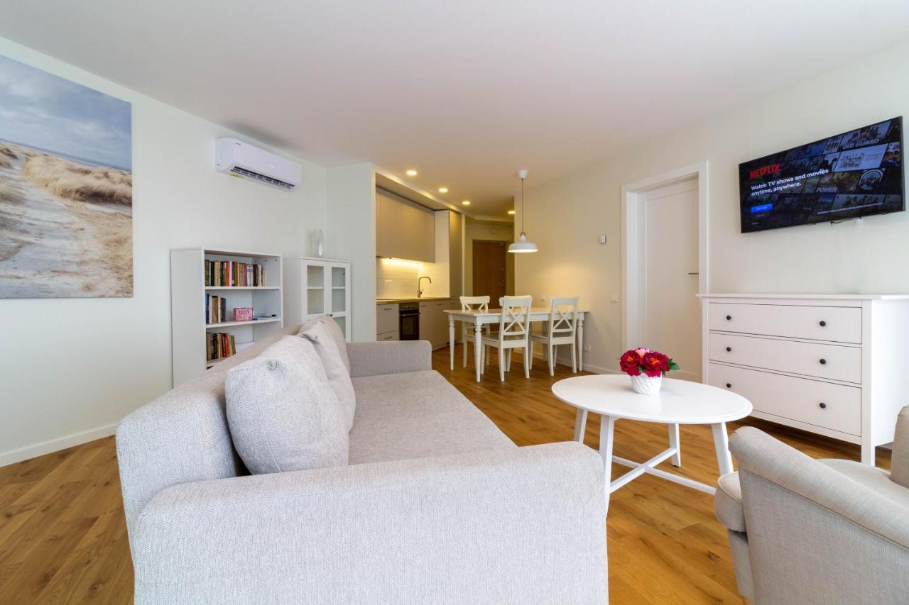 Elija Swan-Toy Apartments Sventoji Ngoại thất bức ảnh