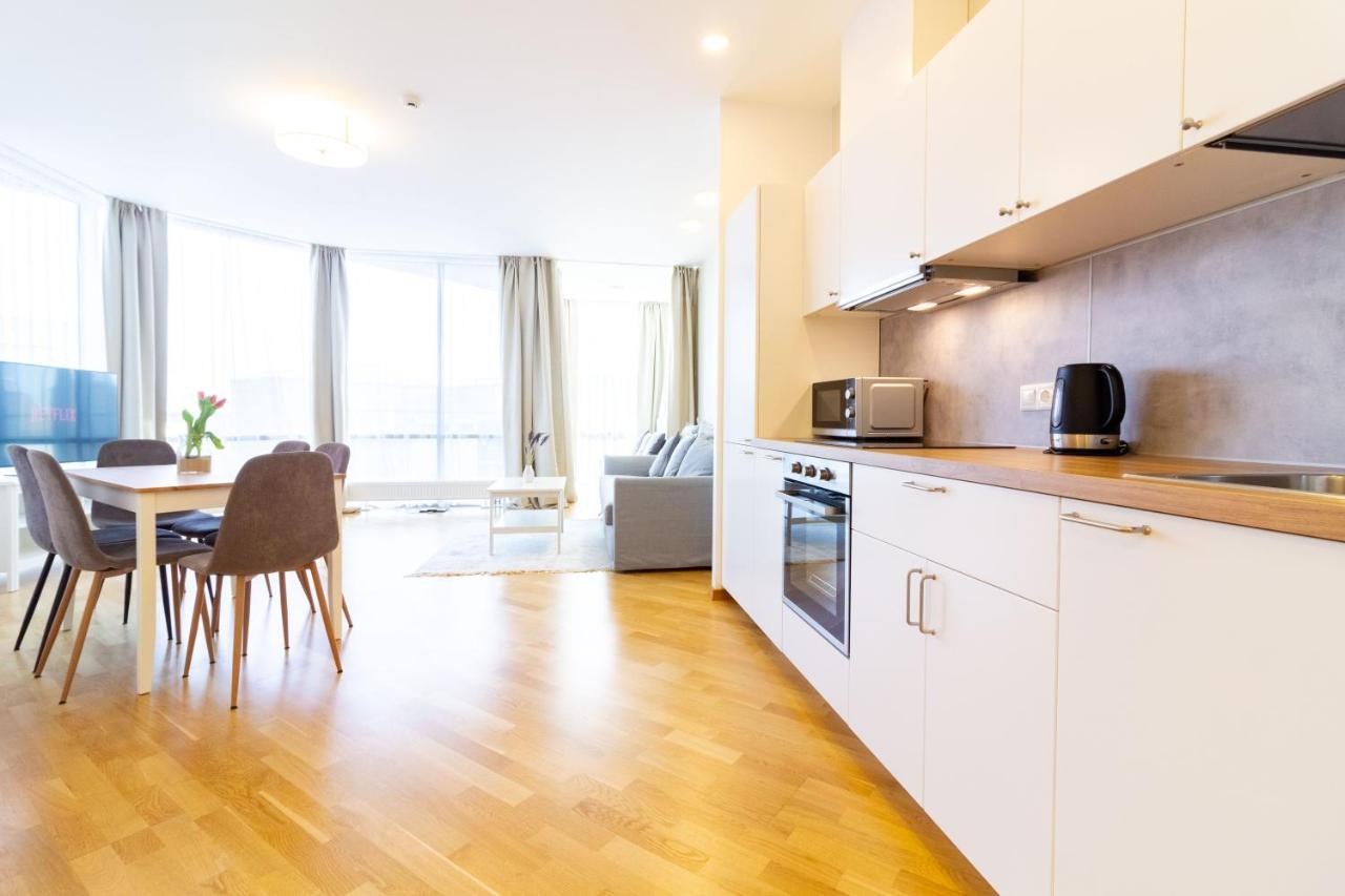 Elija Swan-Toy Apartments Sventoji Ngoại thất bức ảnh