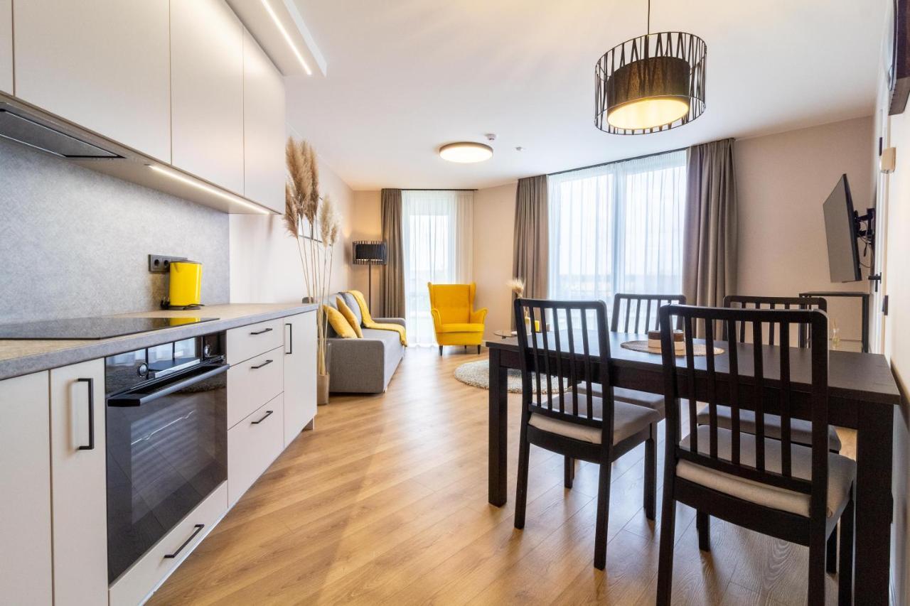 Elija Swan-Toy Apartments Sventoji Ngoại thất bức ảnh