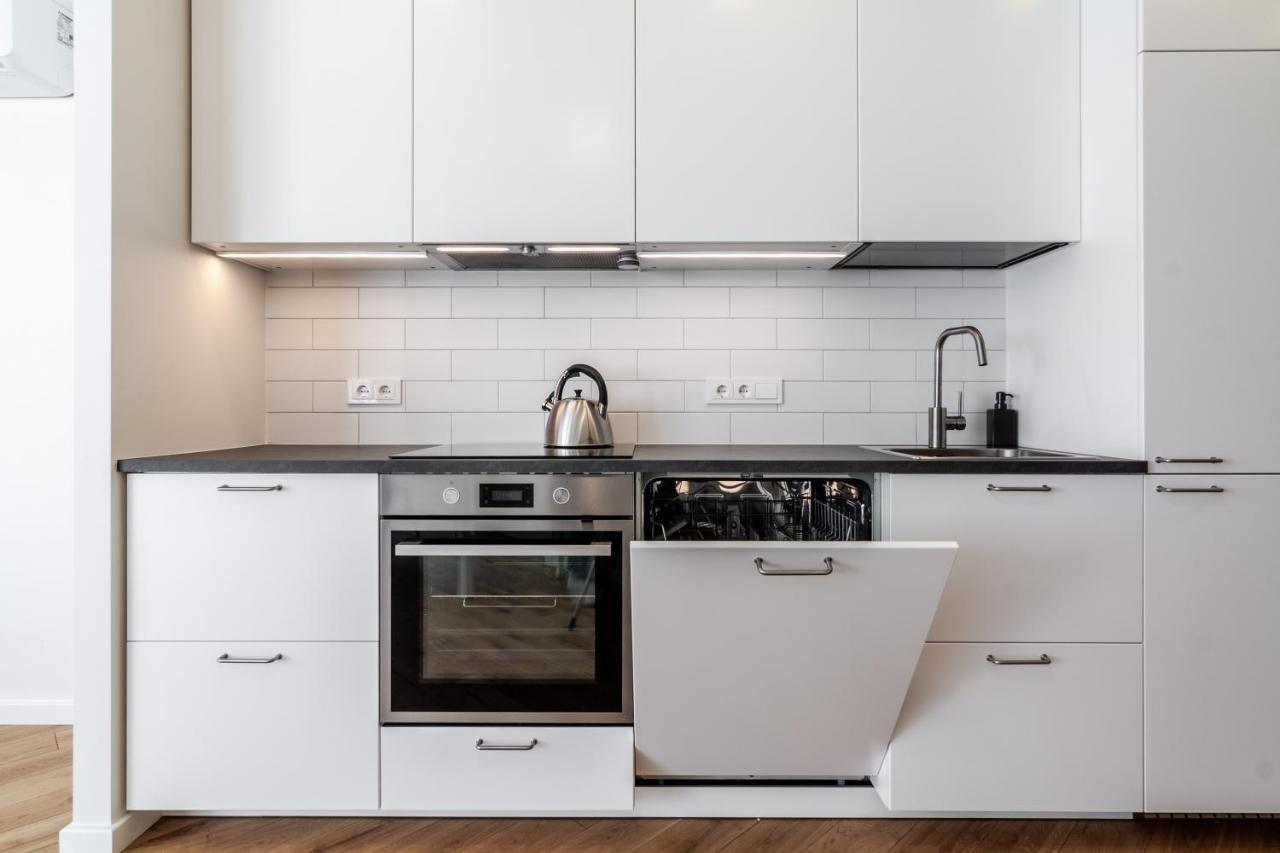 Elija Swan-Toy Apartments Sventoji Ngoại thất bức ảnh