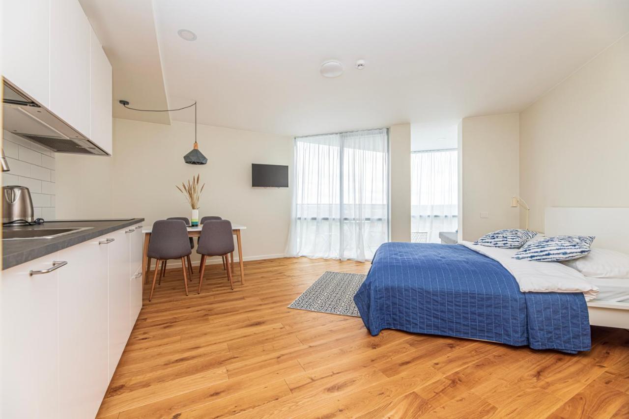 Elija Swan-Toy Apartments Sventoji Ngoại thất bức ảnh