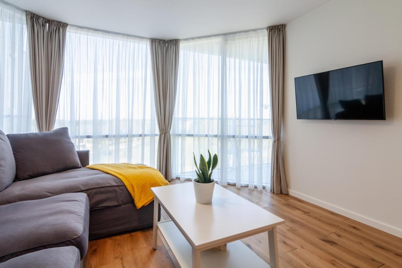 Elija Swan-Toy Apartments Sventoji Ngoại thất bức ảnh