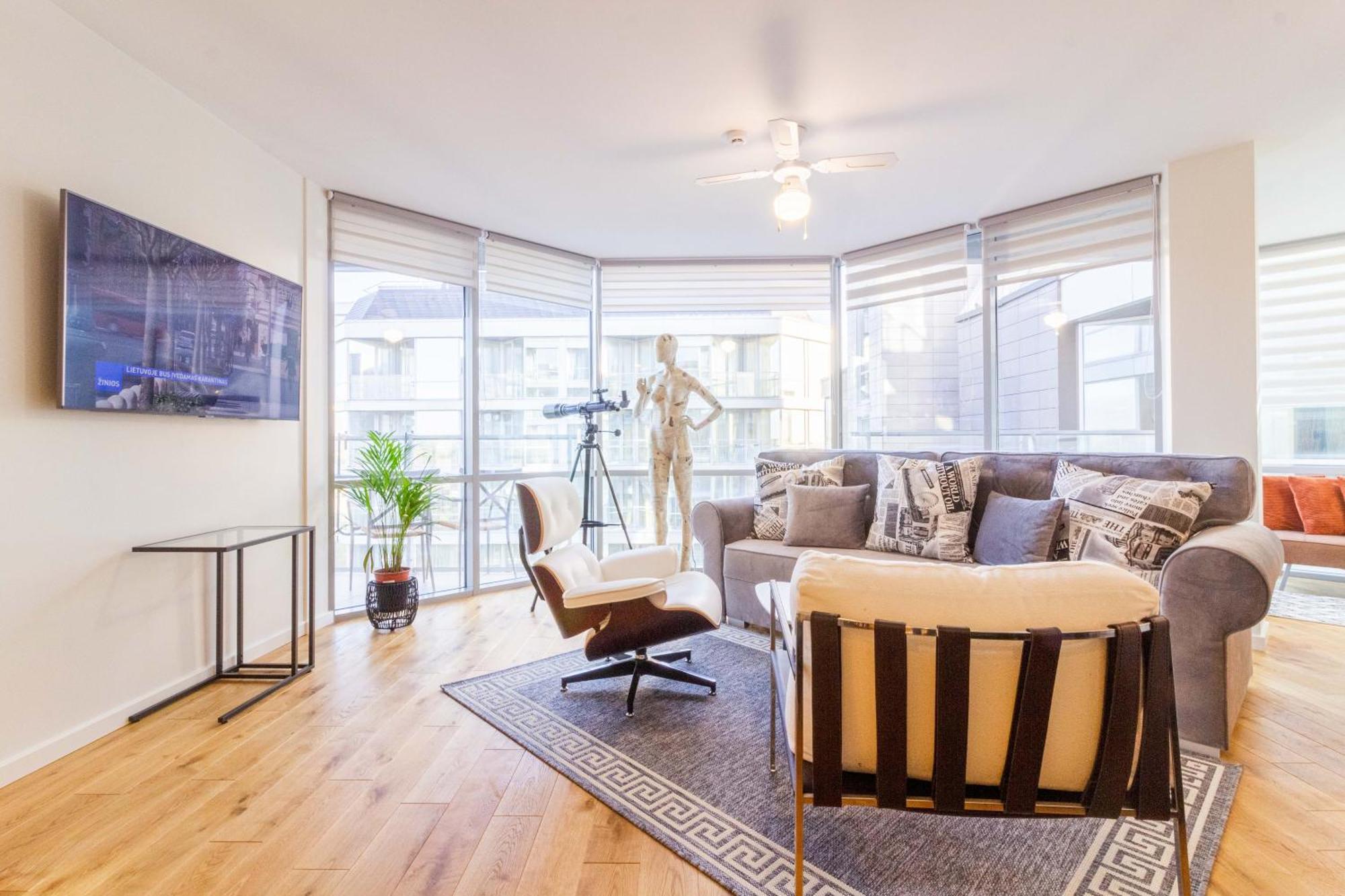 Elija Swan-Toy Apartments Sventoji Phòng bức ảnh