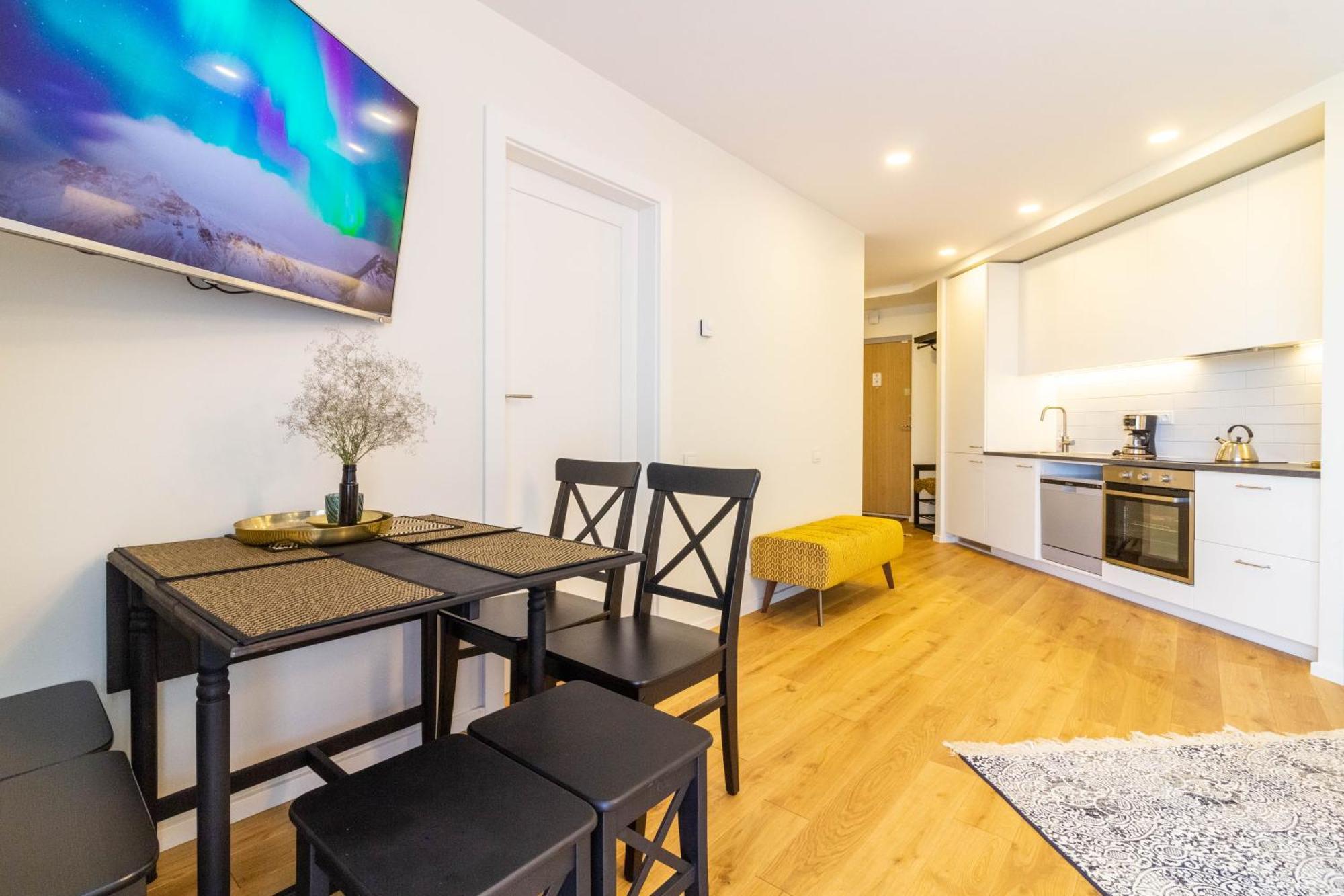 Elija Swan-Toy Apartments Sventoji Phòng bức ảnh
