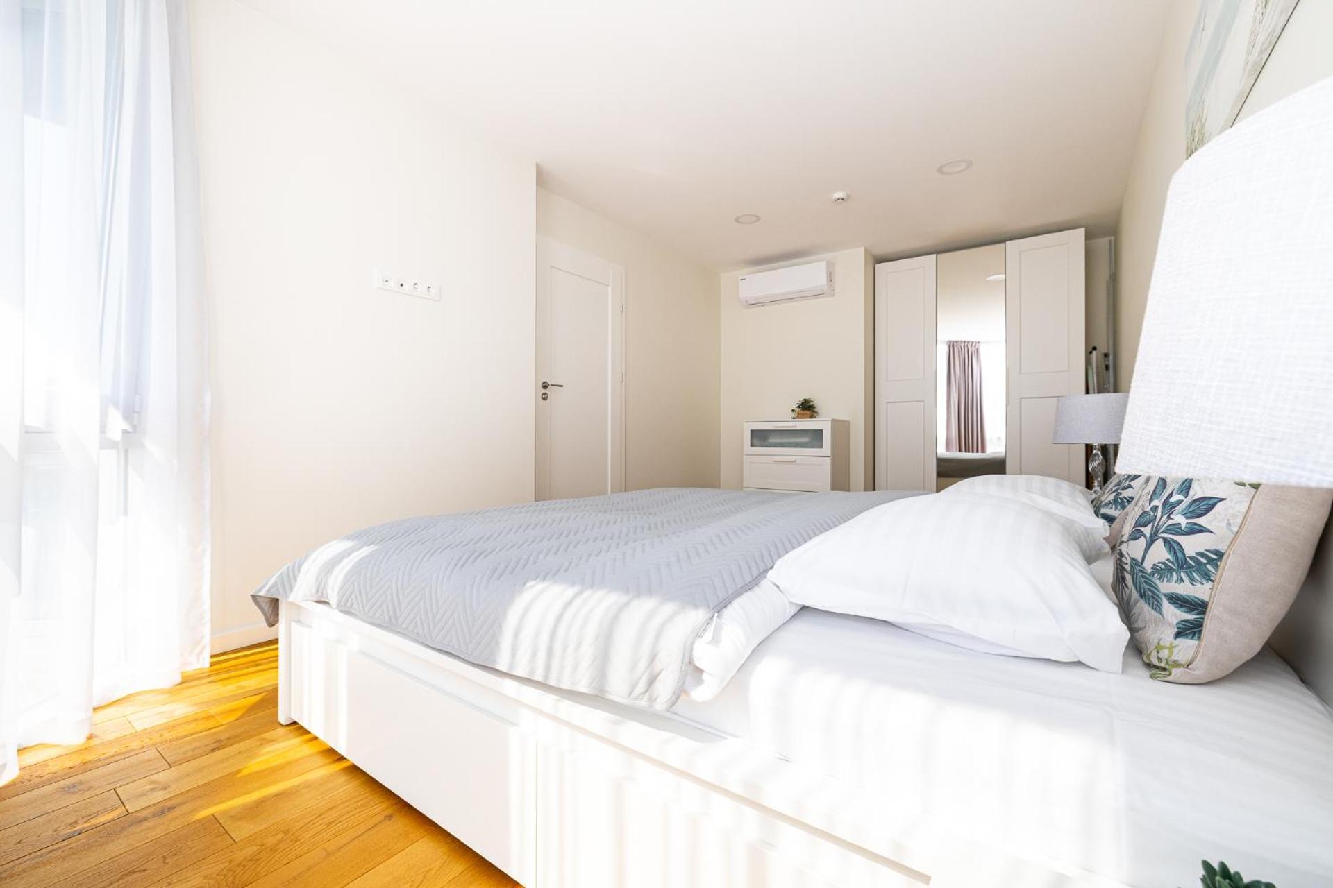 Elija Swan-Toy Apartments Sventoji Ngoại thất bức ảnh